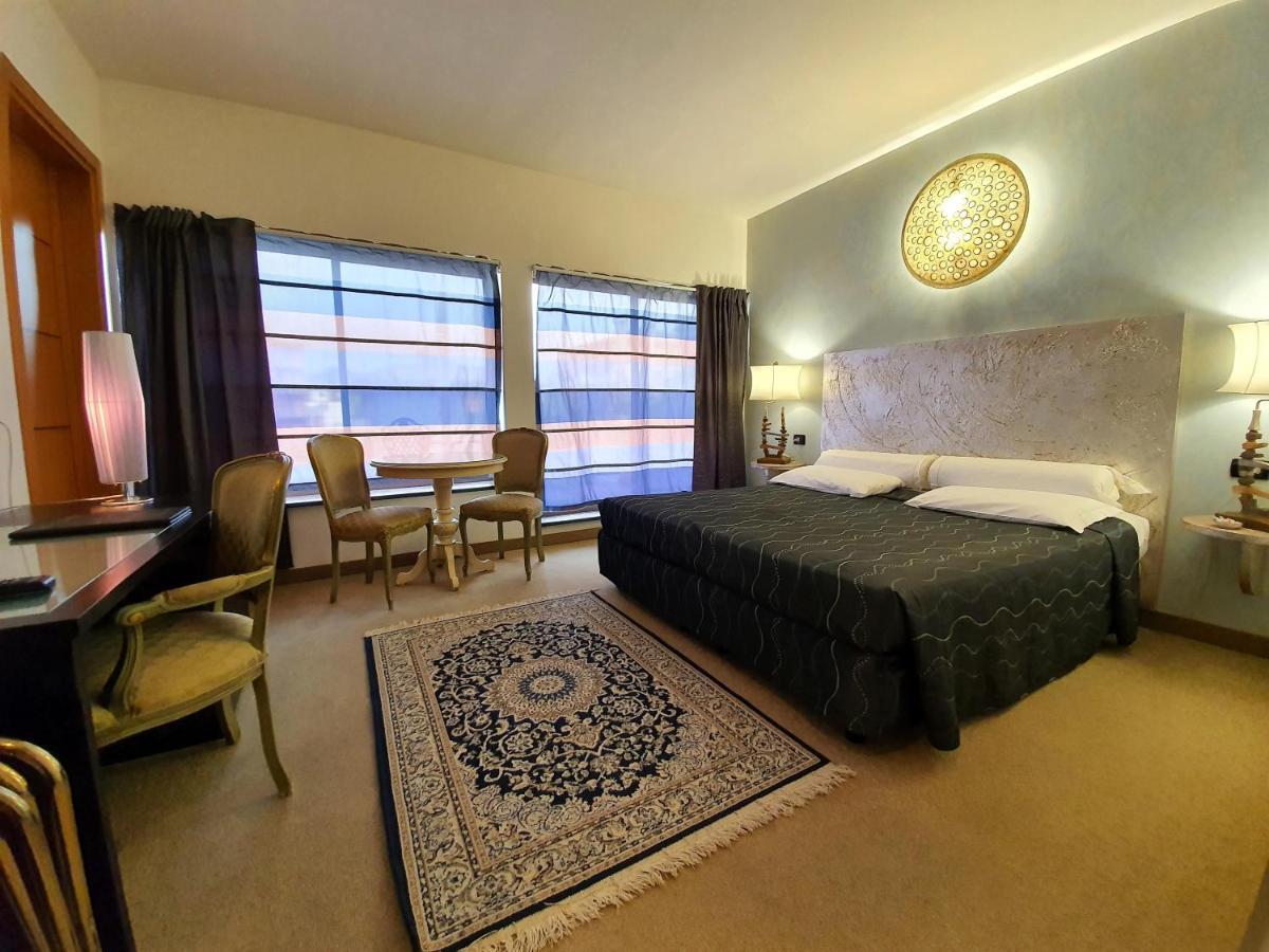 Feel Airport 3* Venecia